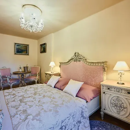 U Krale Brabantskeho Apartment *
